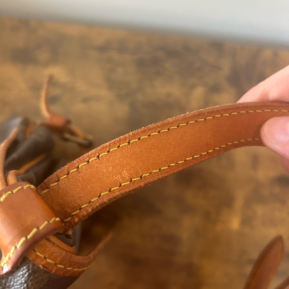 Louis Vuitton Brown Monogram Crossbody Hobo with Tan Vachetta Trim - Picture 16 of 16
